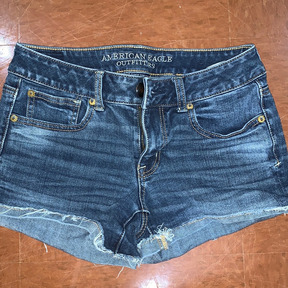 American Eagle Short shorts